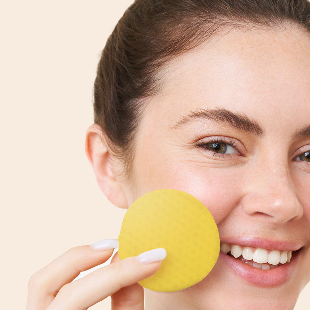 Disques exfoliants et purifiants à base d'acide kojique